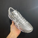 Asics Japan - Society